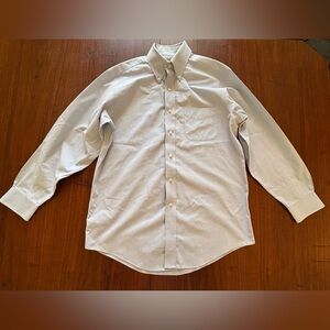 Men’s Brooks Brothers Men's Light Blue Casual Long Sleeve Shirt. Size 15 1/2-2/3